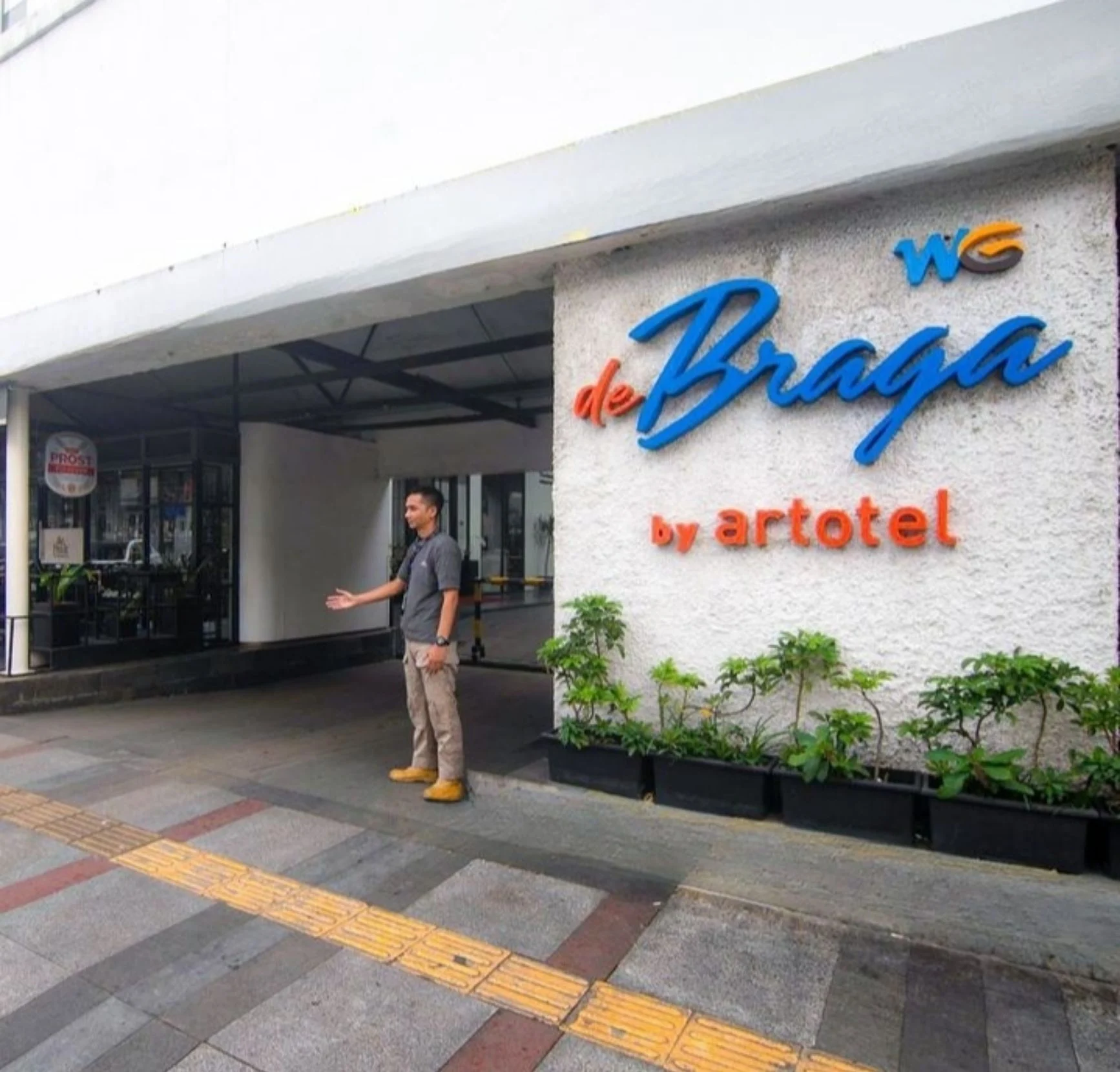 Akomodasi Budget dengan Parkir Gratis: Tips Hemat & Nyaman untuk Traveler