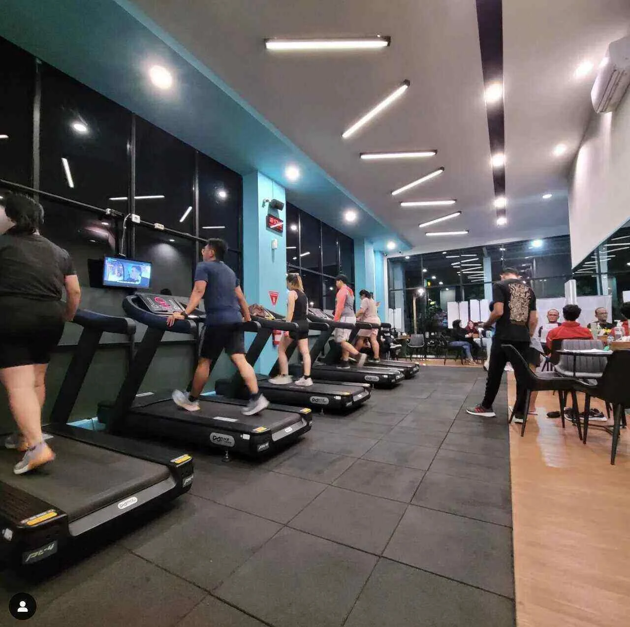 Hostel dengan Fasilitas Gym Terjangkau: Panduan Lengkap untuk Traveler Aktif