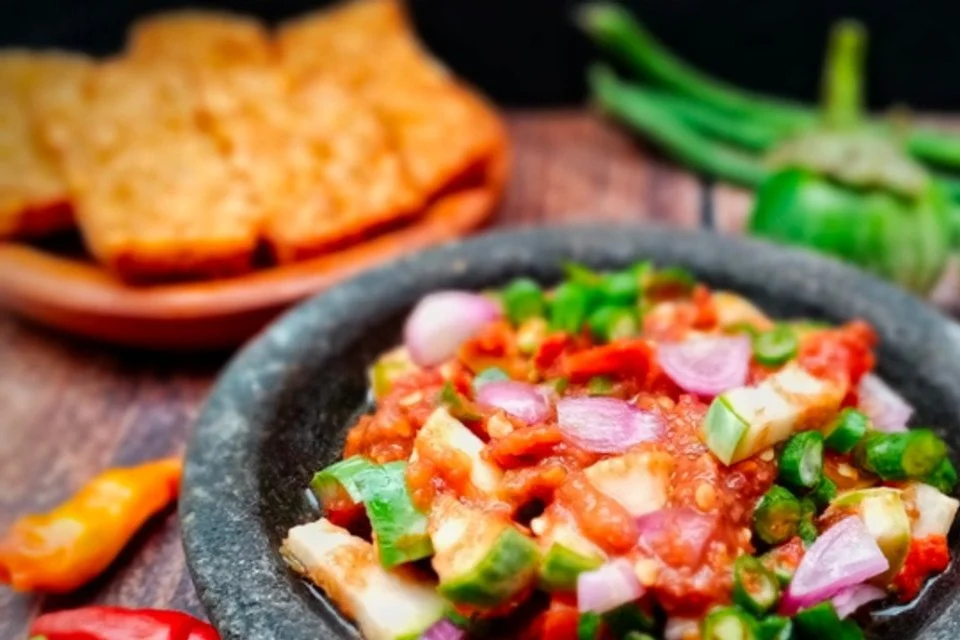 Makanan Khas Lombok yang Terkenal – Panduan Lengkap Kuliner Pulau Dewata Kecil