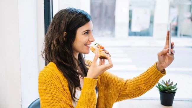 Panduan Makan Sehat Selama Traveling: Tips Praktis dan Nikmat