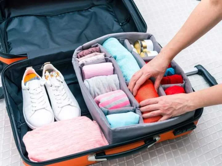 Perlengkapan Travel Wajib Bagi Perempuan – Tips Praktis & Hemat