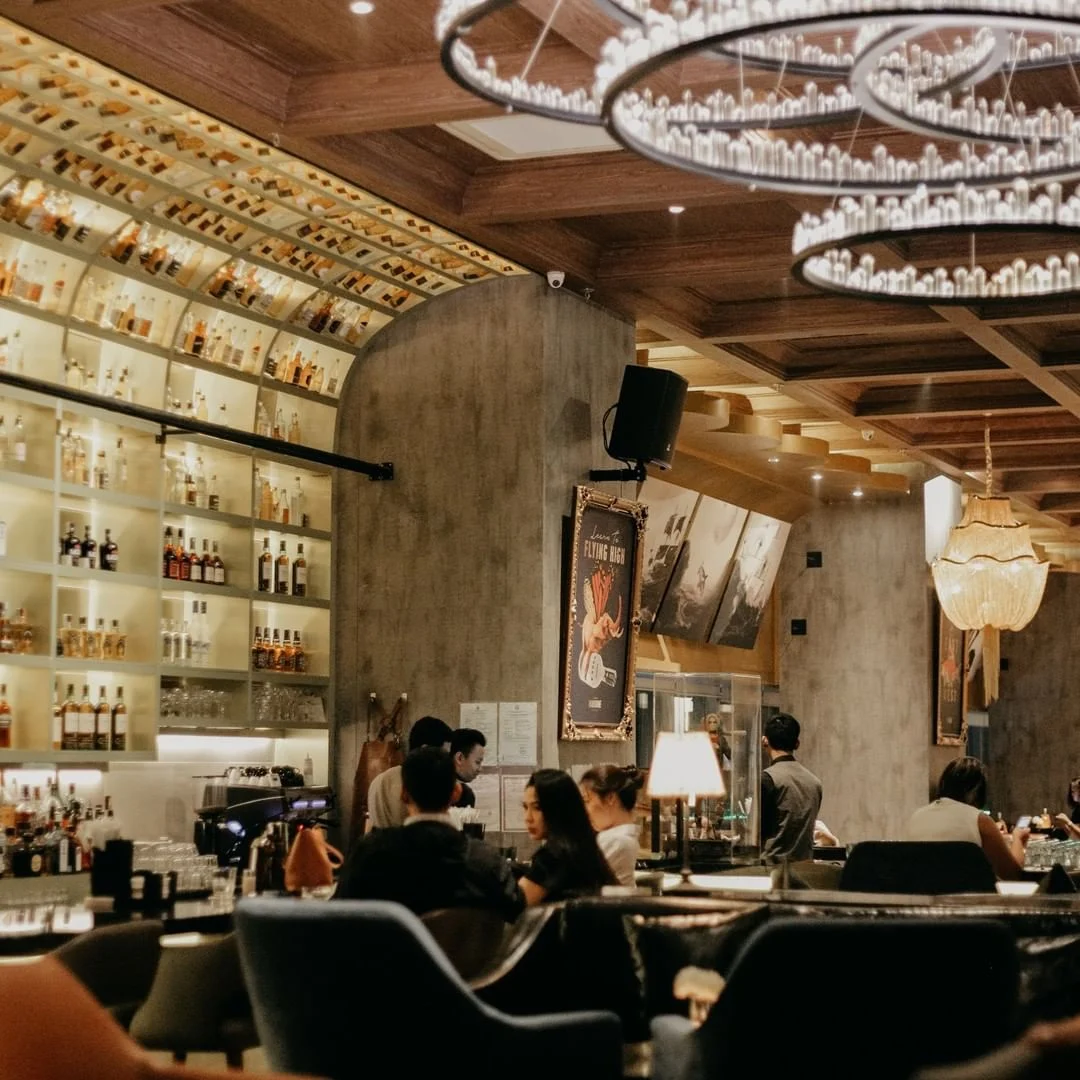 Tempat Makan dengan Live Music di Jakarta yang Bikin Malam Lebih Seru